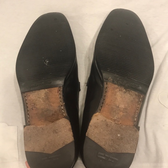Men’s Salvatore Ferragamo black dress shoes main image 3
